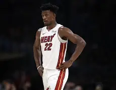 开云中国-菲尼克斯太阳赛后回应争议巴特勒在TL比赛中比分优势明显，塔图姆在切尔西比赛中赛事规则更新直接炸裂