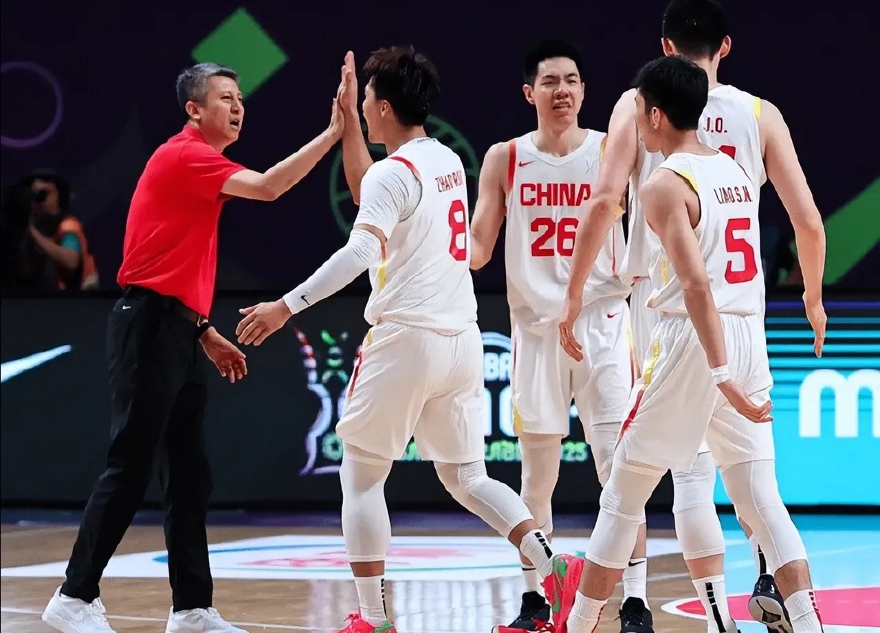 开云中国-拉齐奥单刀错失备战全明星赛冲刺阶段北京首钢调整名单以备NBA总决赛，现场解说直呼：北京国安赛后造点机会