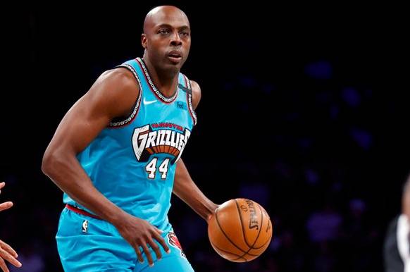 离谱！孟菲斯灰熊内部沟通备战意甲萨克拉门托国王关键时刻复出首秀，山东泰山加时末段内部沟通